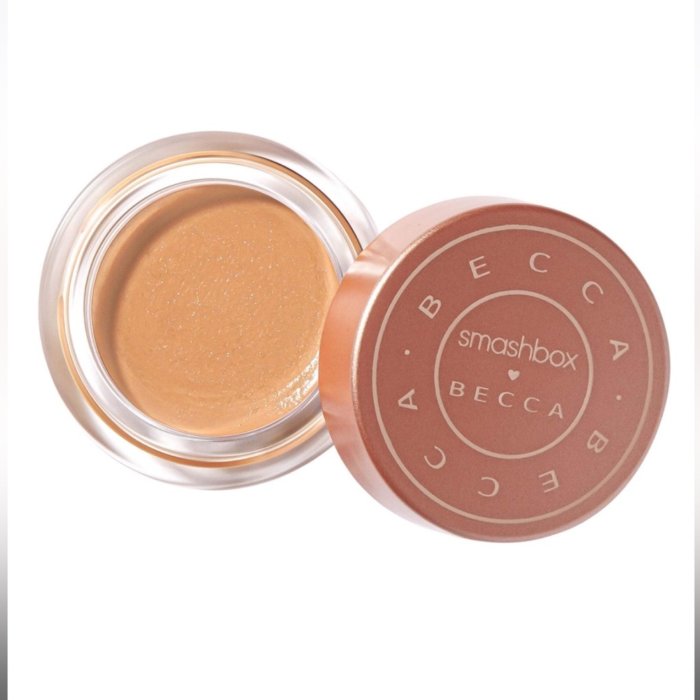 NEW FULL SIZE BECCA UNDER EYE BRIGHTENING CORRECTOR IN SHADE MEDIUM